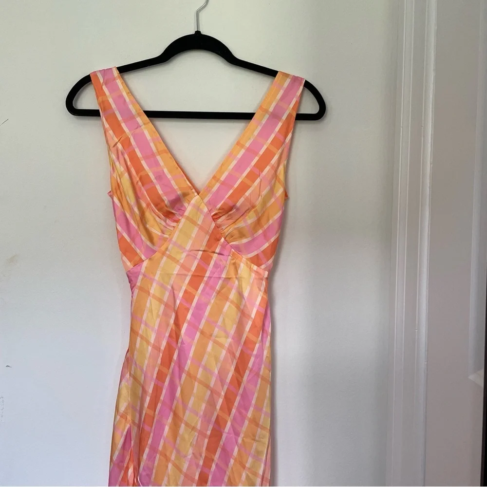 ❌ SOLD ❌ Peppermayo Loren Maxi Dress - Picture 4 of 10